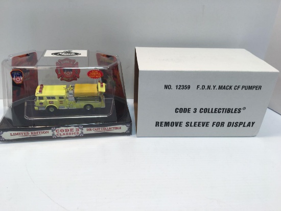 CODE 3 die cast MACK CF PUMPER fire truck(FDNY;No 12359)