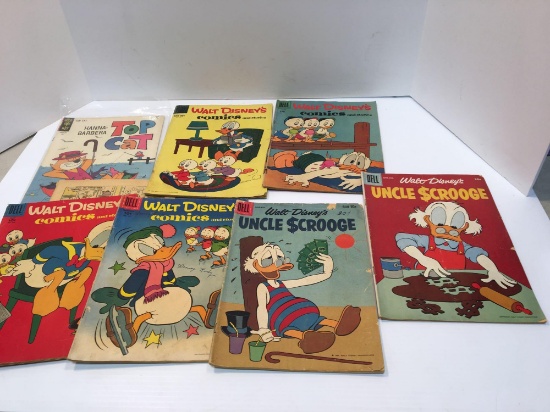 Vintage WALT DISNEY themed comic books