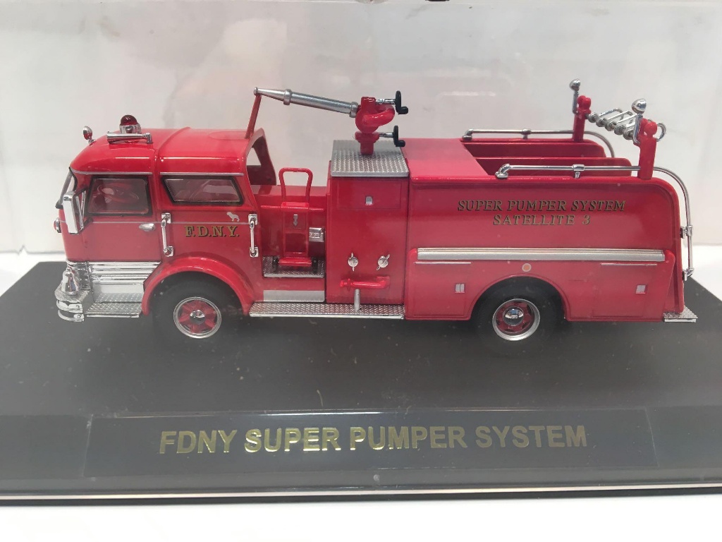 Code 3 Die Cast Super Pumper Fire Truck Fdny Art Antiques Collectibles Toys Hobbies Diecast Toy Vehicles Online Auctions Proxibid