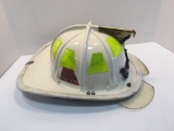 CAIRNS 880 fire helmet