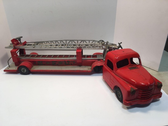 Vintage pressed metal STRUCTO(SFD) ladder fire truck
