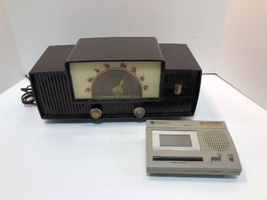 Vintage GENERAL ELECTRIC radio,OREGON SCIENTIFIC(model WR-3000) weather radio