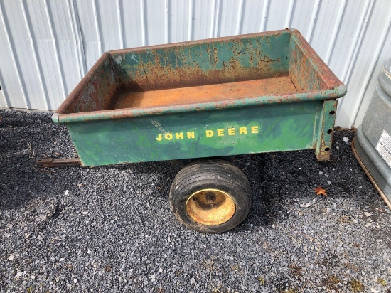JOHN DEERE tractor wagon