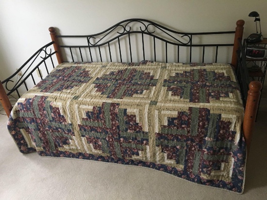 Trundle bed