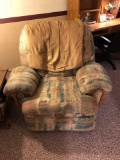 Cloth reclining chair(Matches lot 164; in basement must bring help)