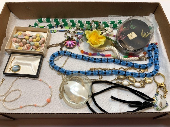 Costume jewelry(necklaces,more)