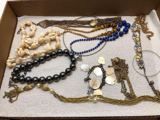Costume jewelry(necklaces,bracelets)