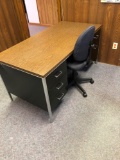 Office desk(center drawer missing),rolling office chair