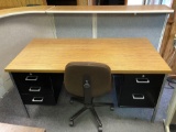 Steel/wood commercial desk/ rolling office chair