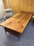 MCM(retro) office desk/rolling office chair