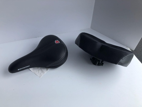 2-bicycle seats