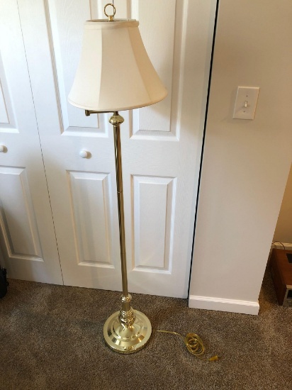 Floor lamp