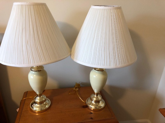 Matching table lamps