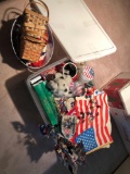 Fourth of July decorations/tote and lid