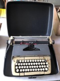 Vintage SMITH CORONA typewriter