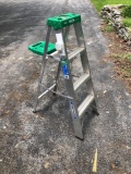 WERNER 4' aluminum step ladder