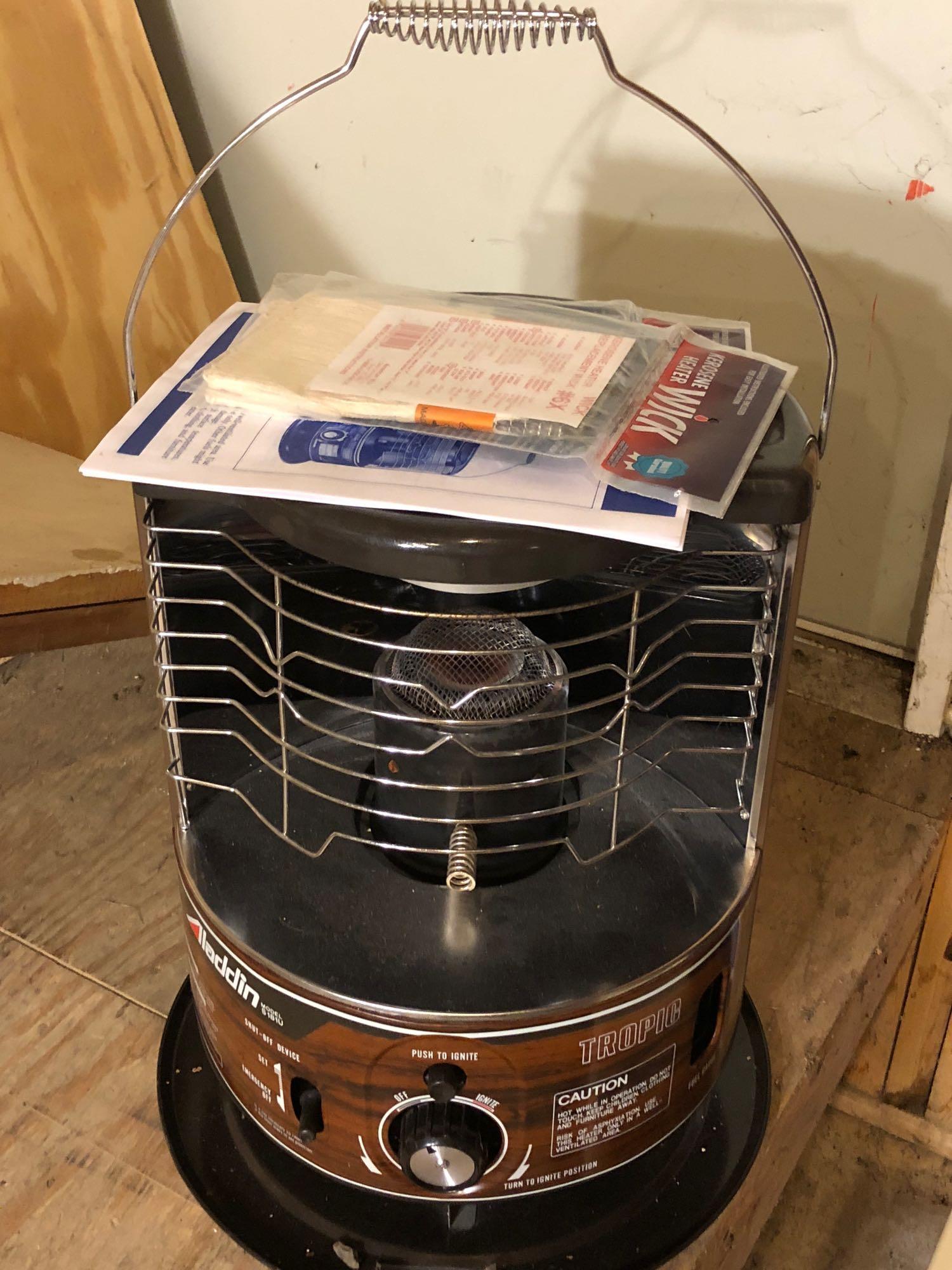 ALADDIN TROPIC(model S181U)kerosene heater | Proxibid display picture 1