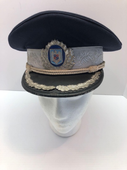 Vintage obsolete ROMANIA KOSA KAROLY POLICE visor hat/metal insignia