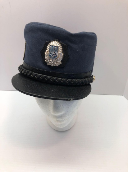 Vintage UKRAINE TRAFFIC UNIT POLICE visor hat/metal insignia and black braid
