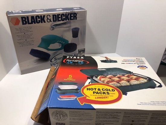 PYREX portable food carrier ,Black and Decker scum Buster kit