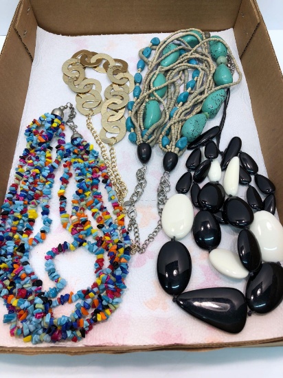 Costume jewelry (necklaces)