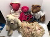 Stuffed bears,more