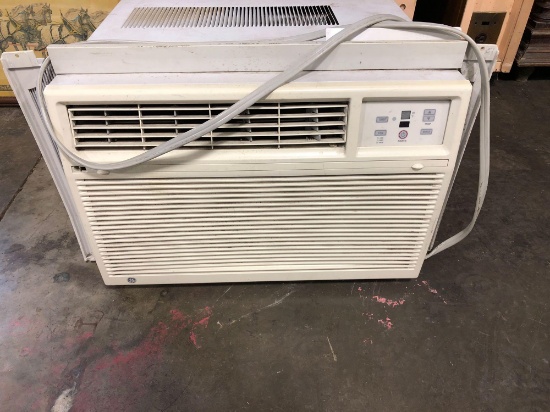 GE window air conditioner(10,500 BTU;110V)