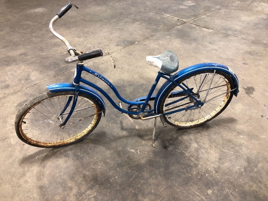 Vintage SCHWINN HOLLYWOOD bicycle
