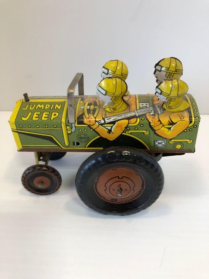 Vintage tin/litho MARX JUMPIN JEEP wind up toy