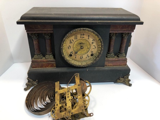 Antique mantle clock