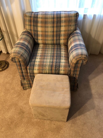 TAYLOR KING accent chair(matches lot 3),hassock/storage