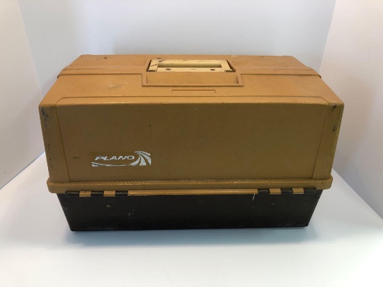 PLANO 8108 tackle box/contents