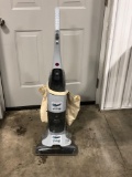 HOOVER FLOOR MATE Spiral scrubber for hardwood floors