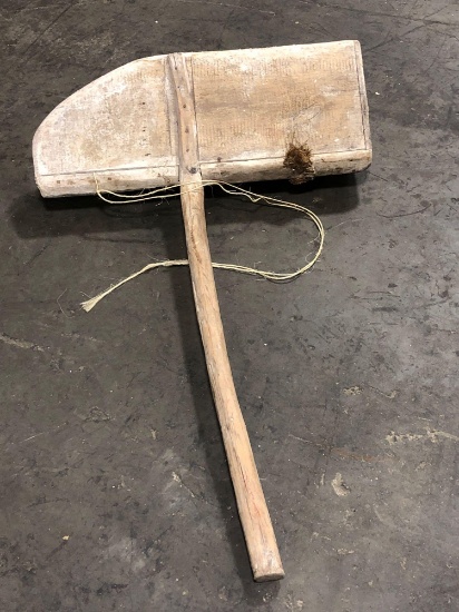 Antique handcrafted wooden grain/feed scoop