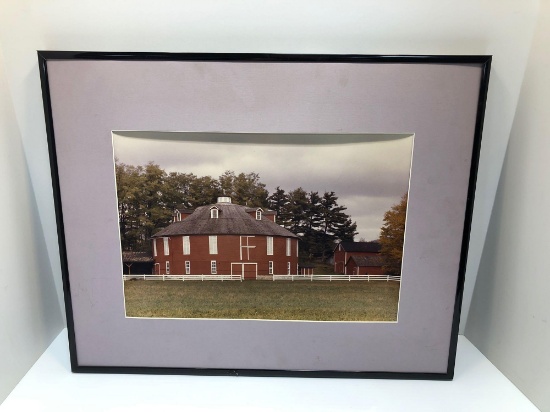 Framed/matted photo Round Barn (Centre Hall Pa)