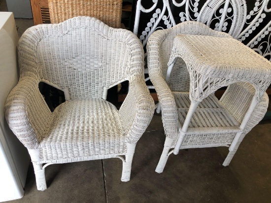 White wicker chairs, end table