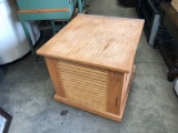 Handmade wood stand (wired)