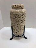 Decorative vase- cannot remove base