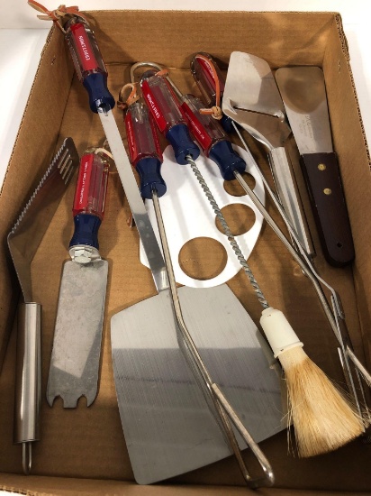 Craftsman barbecue set assorted utensils