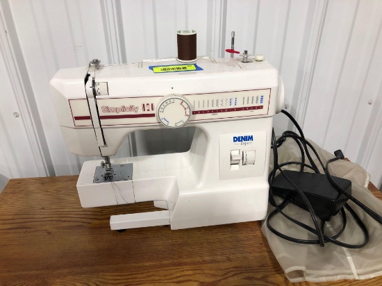 Simplicity sewing Machine