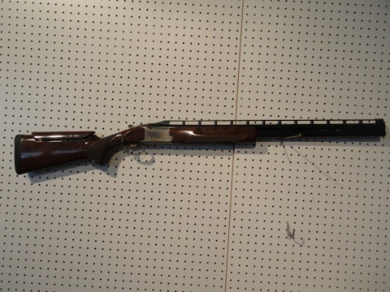 BROWNING XT TRAP COMBO 12 GA 34 AND 32 INCH BARRELS CHOKE TUBES ADJUSTABLE