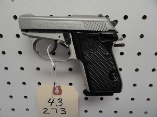 BERETTA 3032 TOMCAT STAINLESS 32 AUTO SN DAA398938 WITH ORIGINAL BOX AND CA