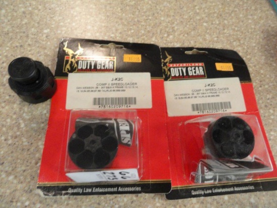 SAFARI LAND JK2C COMP II SPEED LOADERS 2 NEW IN PACKAGE 1 USED