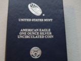 2016 AMERICAN EAGLE ONE OUNCE SILVER UNCIRCULATED COIN 30TH ANNIVERSARY BOX