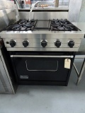 VIKING PROFESSIONAL OVEN AND 4 BURNERS