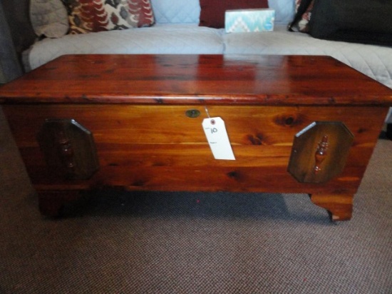 CEDAR BLANKET CHEST FULL OF LINENS