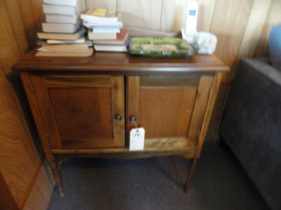 SMALL CABINET WITH CONTENTS OF BOOKS CDS AND MISC