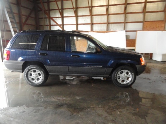 #2605 2001 JEEP GRAND CHEROKEE LAREDO 4X4 115289 MILES AUTO TRANS SUNROOF C