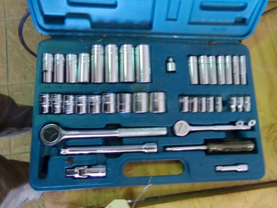 ALLIED SOCKET SET WITH 3/8 AND 1/4 INCH RATCHETS