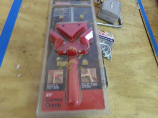 TABLE LOT TO INCLUDE NEW IN BOX CRAFTSMAN CORNER CLAMP DRILL BITS LARGE OPE